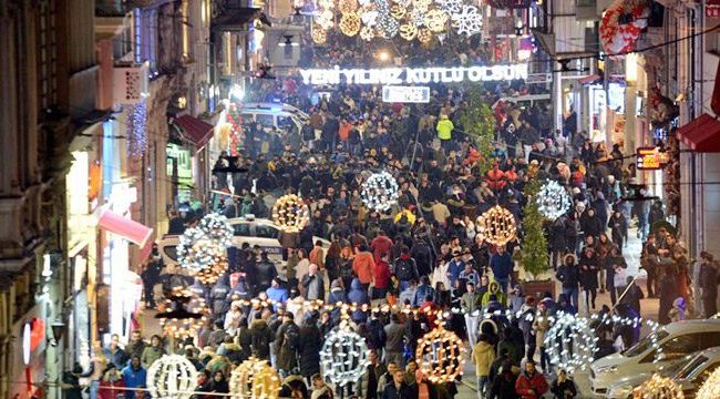YILBAŞINDA SOKAĞA ÇIKMA YASAĞI GENELGE DETAYLARI PAYLAŞILDI!
