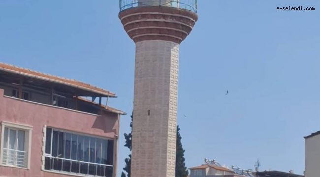SELENDİ'DE FERDİ ZEYREK İÇİN SELALAR OKUNDU.